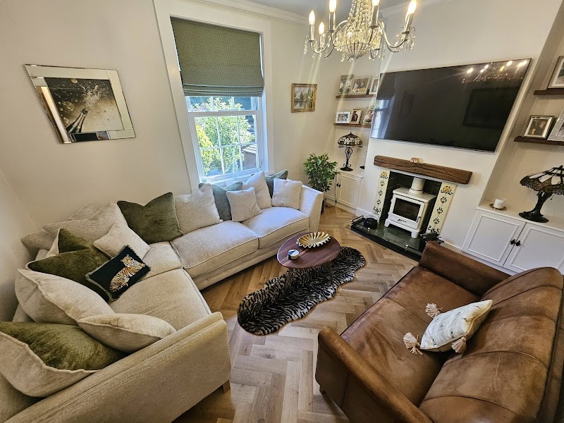 EweMove Estate & Lettings Agents in Sale