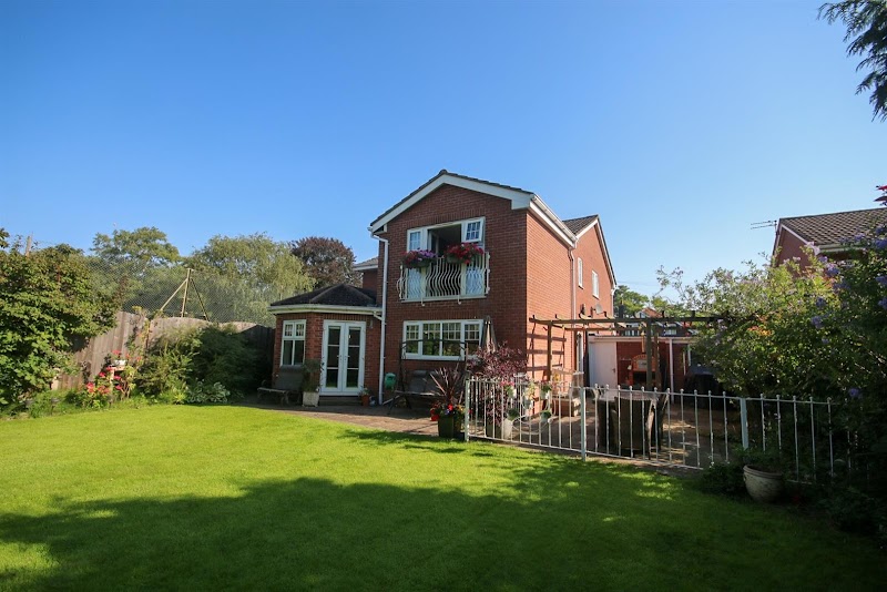Home Estate Agents