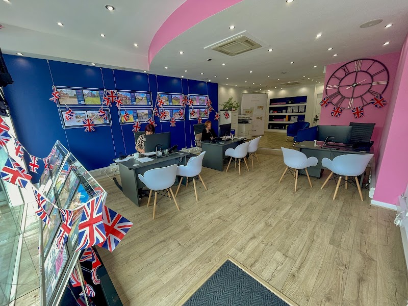 Moore Homes Estate Agents and Lettings Agents
