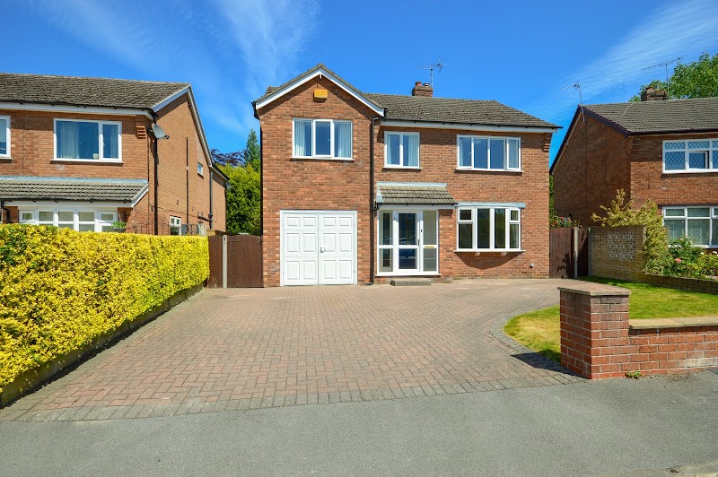 Snapes Estate Agents Bramhall (SALES PAGE ONLY)